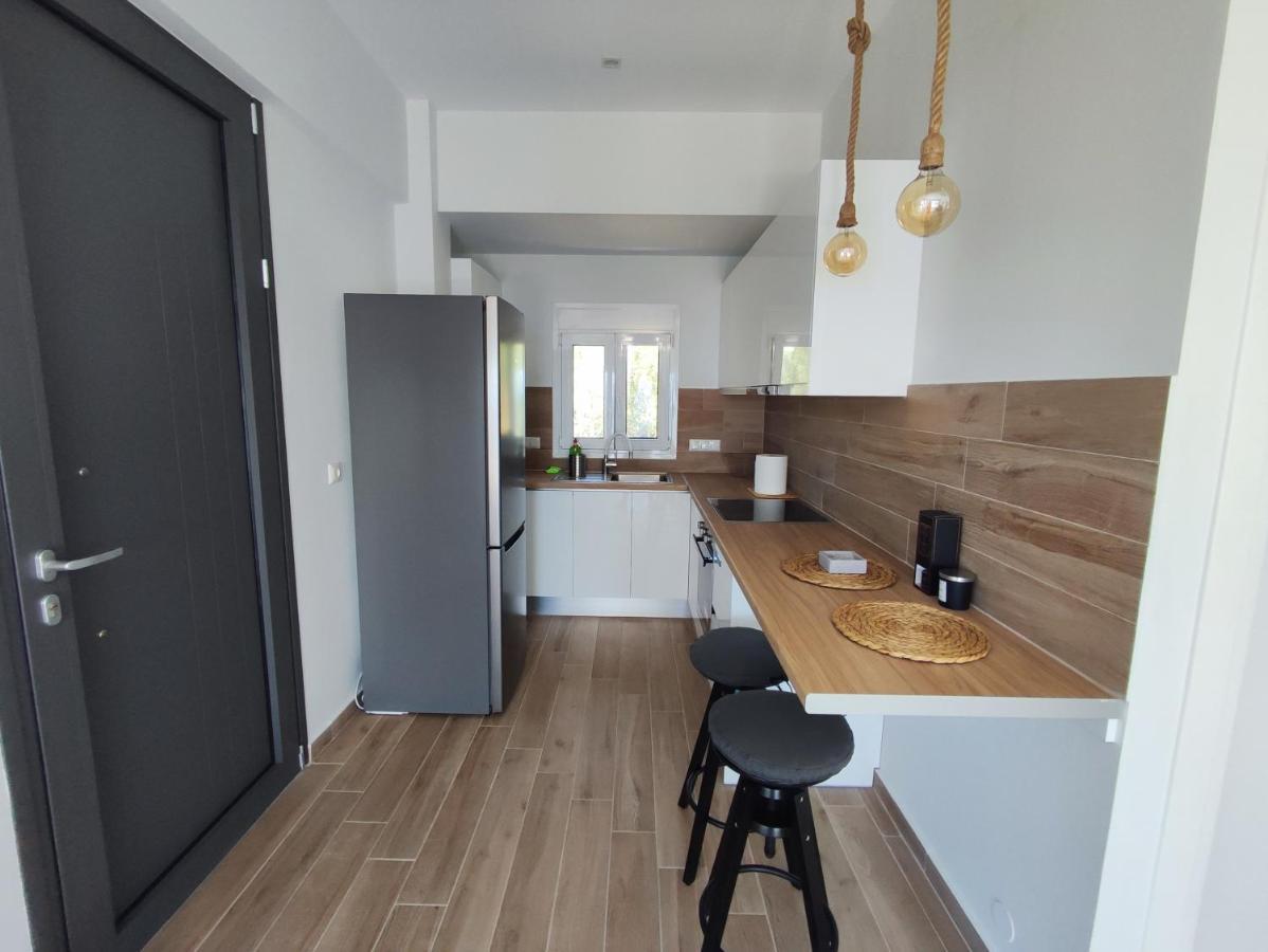Evilenia Luxury Apartments 칼라마타 외부 사진