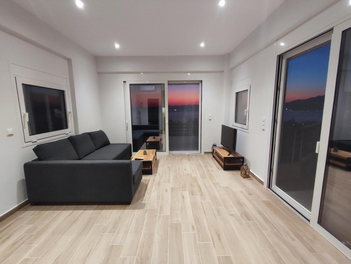 Evilenia Luxury Apartments 칼라마타 외부 사진